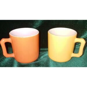 HAZEL ATLAS SMALL COFFEE MUGS BURNT ORANGE/ MUSTARD YELLO 3 INCH VTG